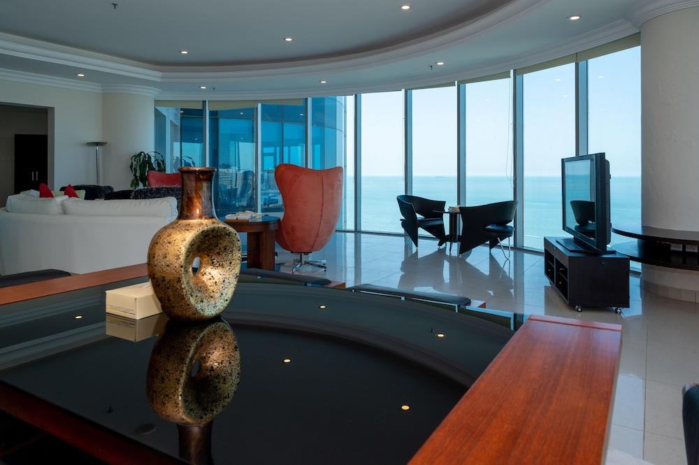 Costa Del Sol Hotel By Arabian Link Kuwait City Exteriör bild