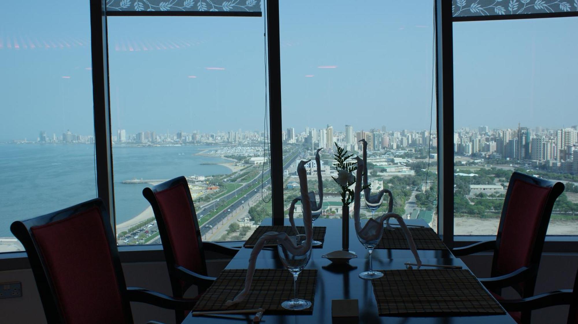 Costa Del Sol Hotel By Arabian Link Kuwait City Exteriör bild